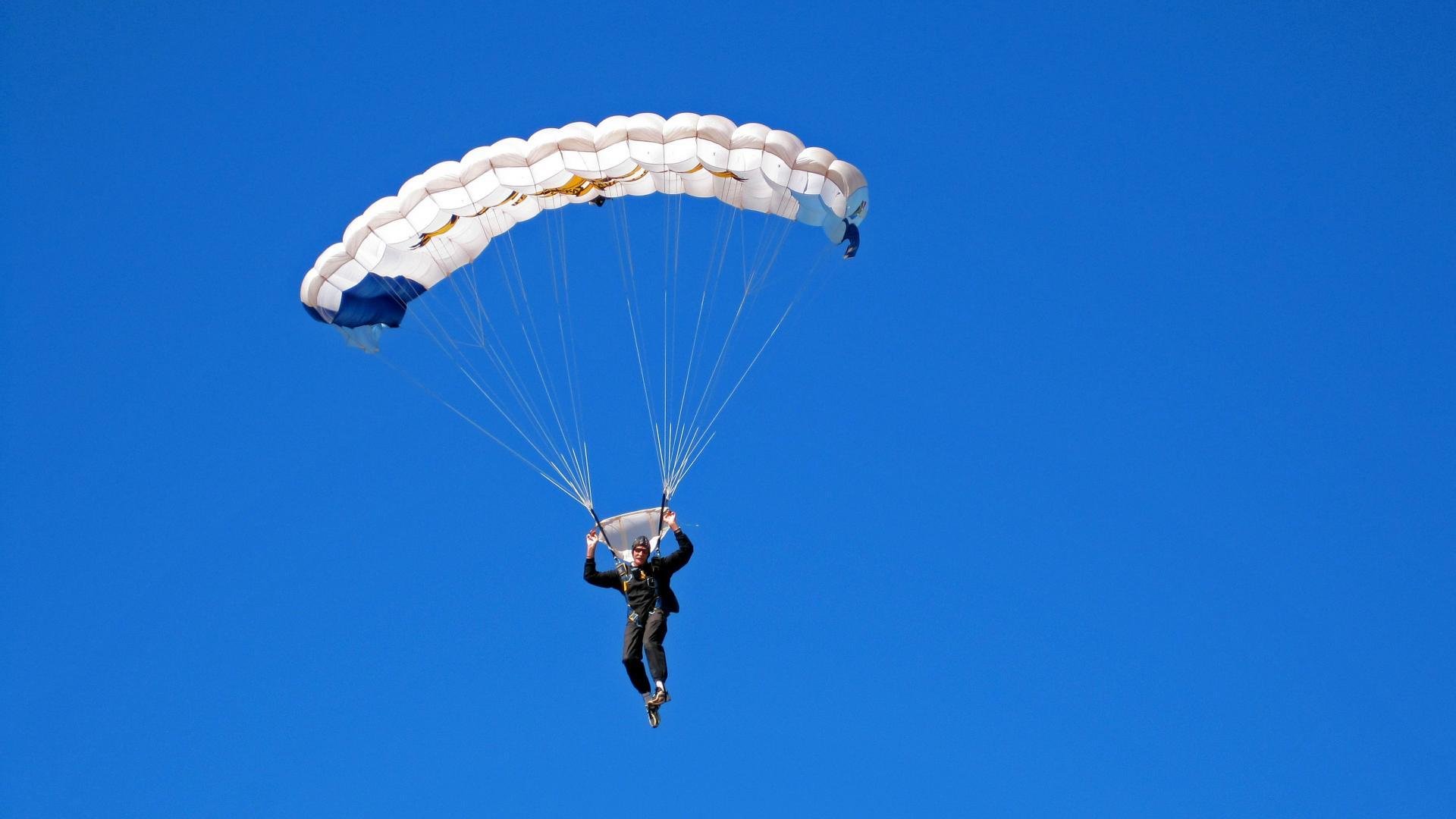 星空体育App下载-孙颖莎轻松晋级，展现统治力，孙颖莎专访视频